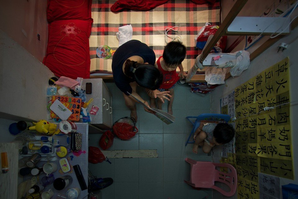 Women’s labour force participation rate only accounts for 20.7 per cent of that of poor households, which is far less compared to 35.5 per cent among men. (Photo: Ko Chung Ming/Next Plus)